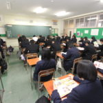「就職応援本 COURSE」を配布した時の学生の反応は・・・?